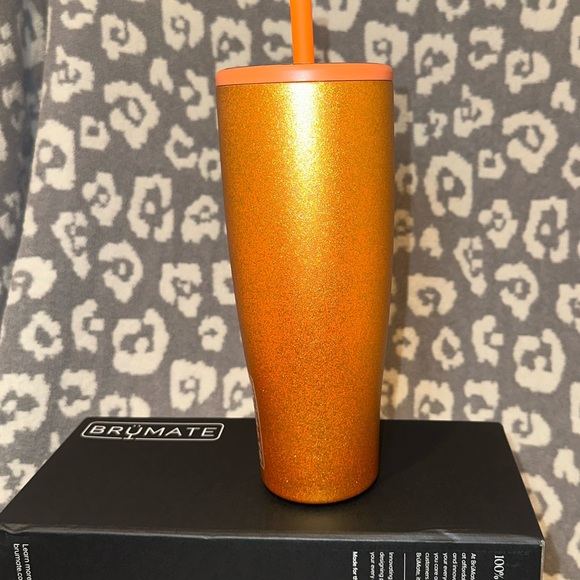 BrüMate 40oz Era Tumbler in Showtime Limited Edition 😍😍 New & Never Used 😍😍 - Picture 7 of 17